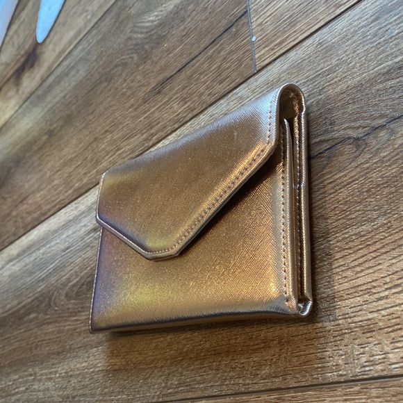 Passport Case/Wallet/Protecter for travel, trips, adventures, rose gold. - Picture 4 of 9
